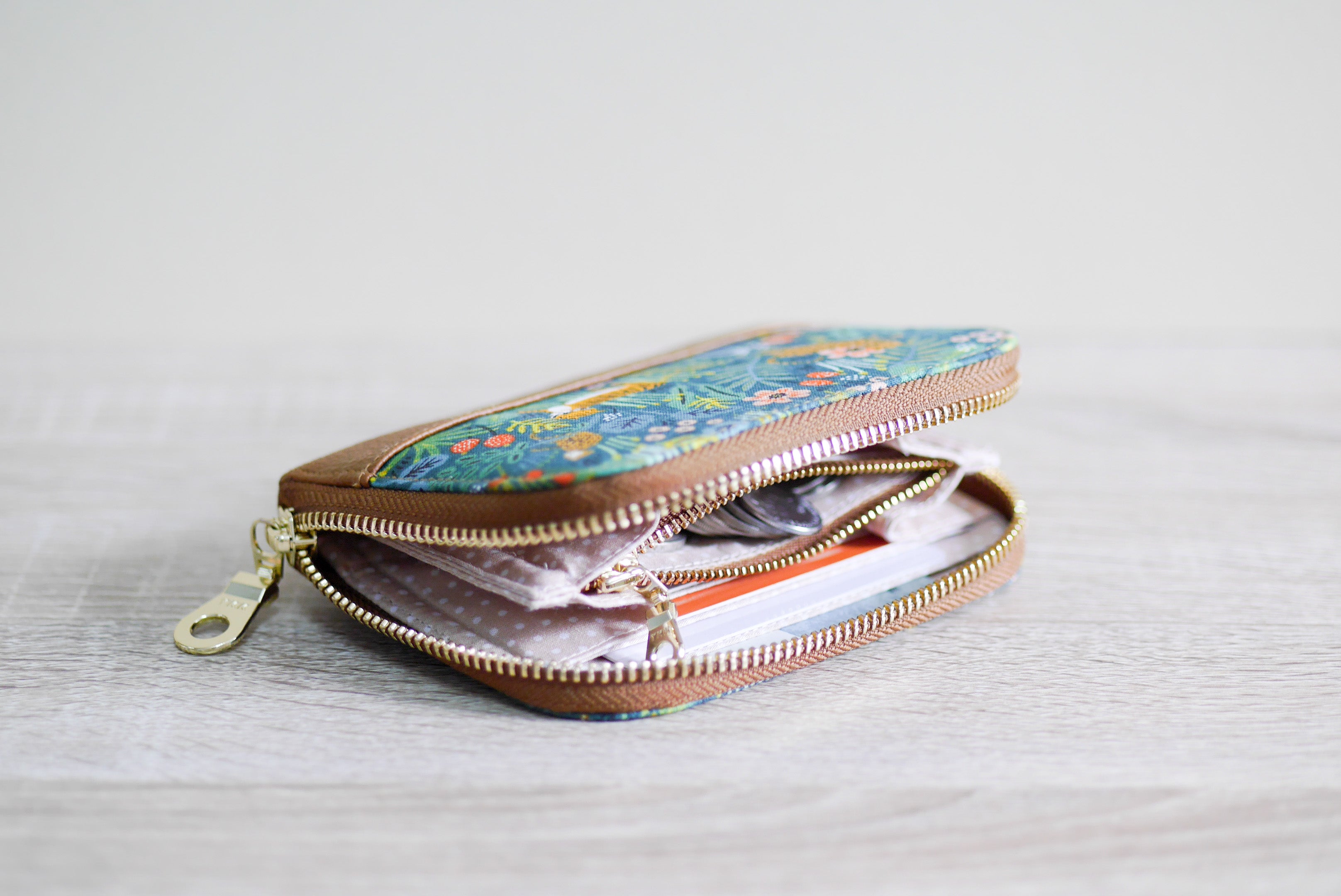 Mia Small Zip Around Wallet Pattern