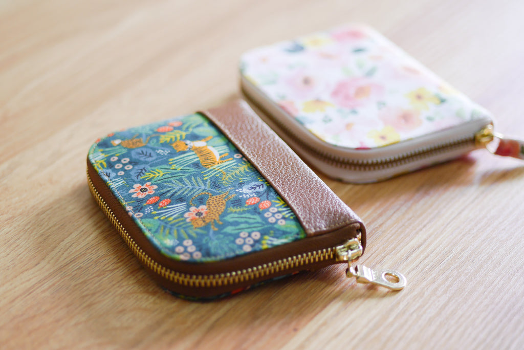 Mia Small Zip Around Wallet Pattern