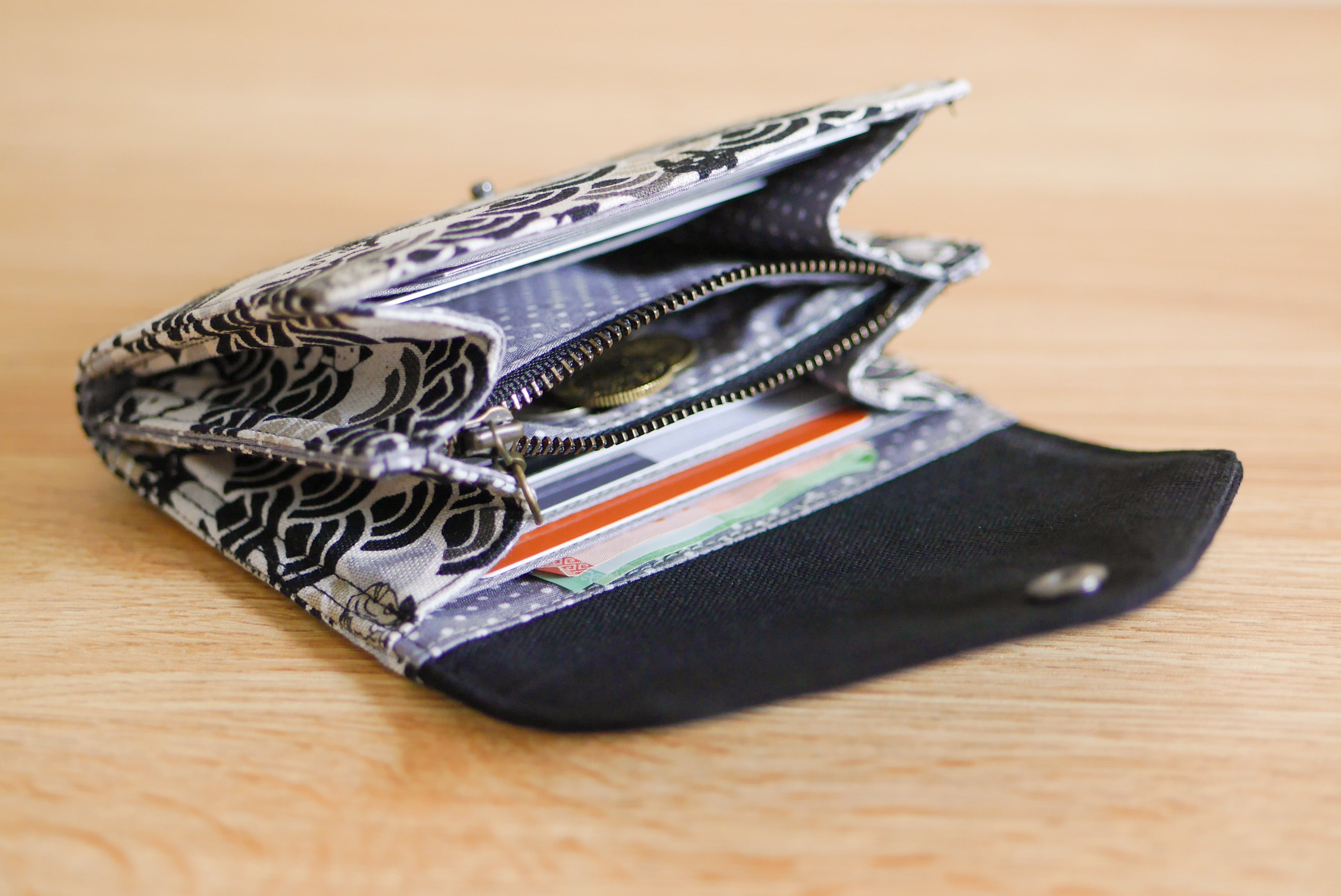 Small Amelia Envelope Wallet Pattern